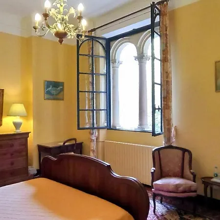 לינה וארוחת בוקר Chateau Cagninacci