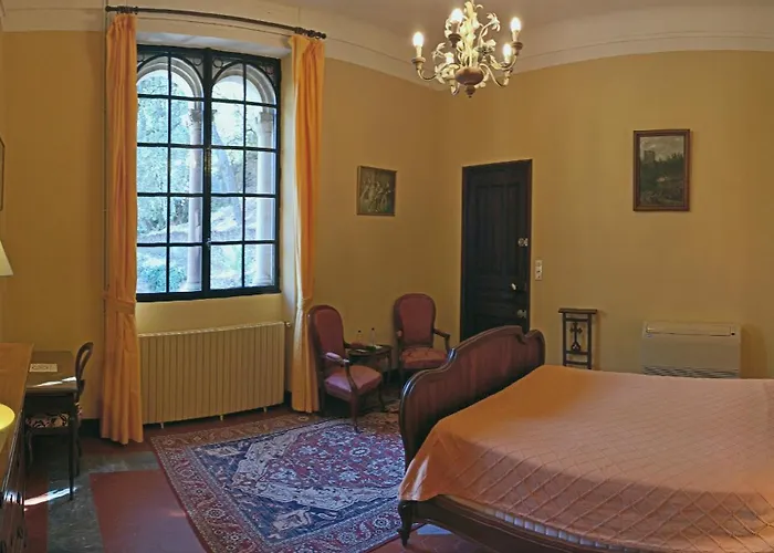 Bed & Breakfast Chateau Cagninacci San-Martino-di-Lota