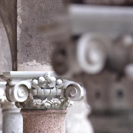 Chateau Cagninacci Bed & Breakfast