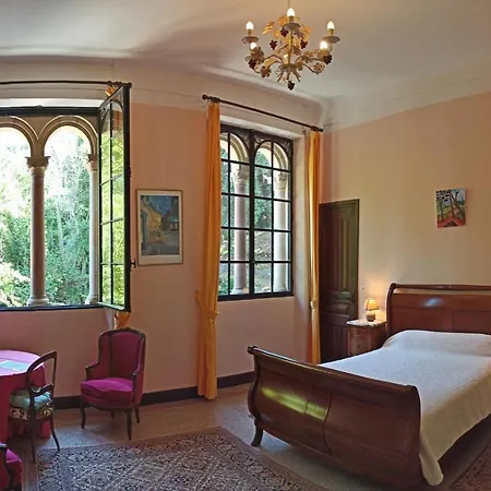 Bed & Breakfast Chateau Cagninacci 3*