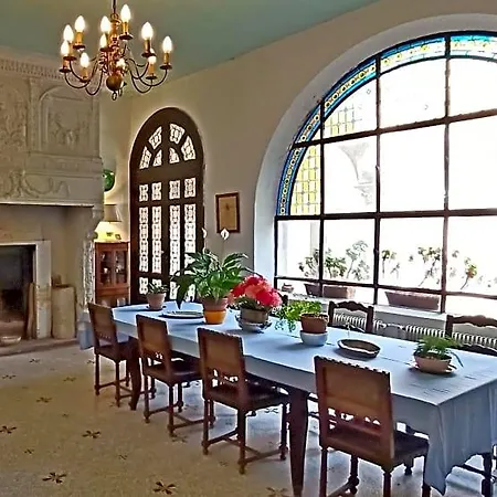 Chateau Cagninacci Bed & Breakfast 3*