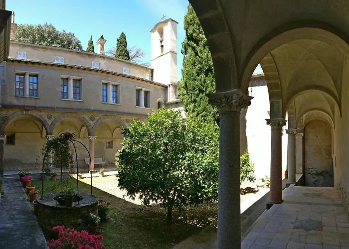 Chateau Cagninacci Bed & Breakfast 3*